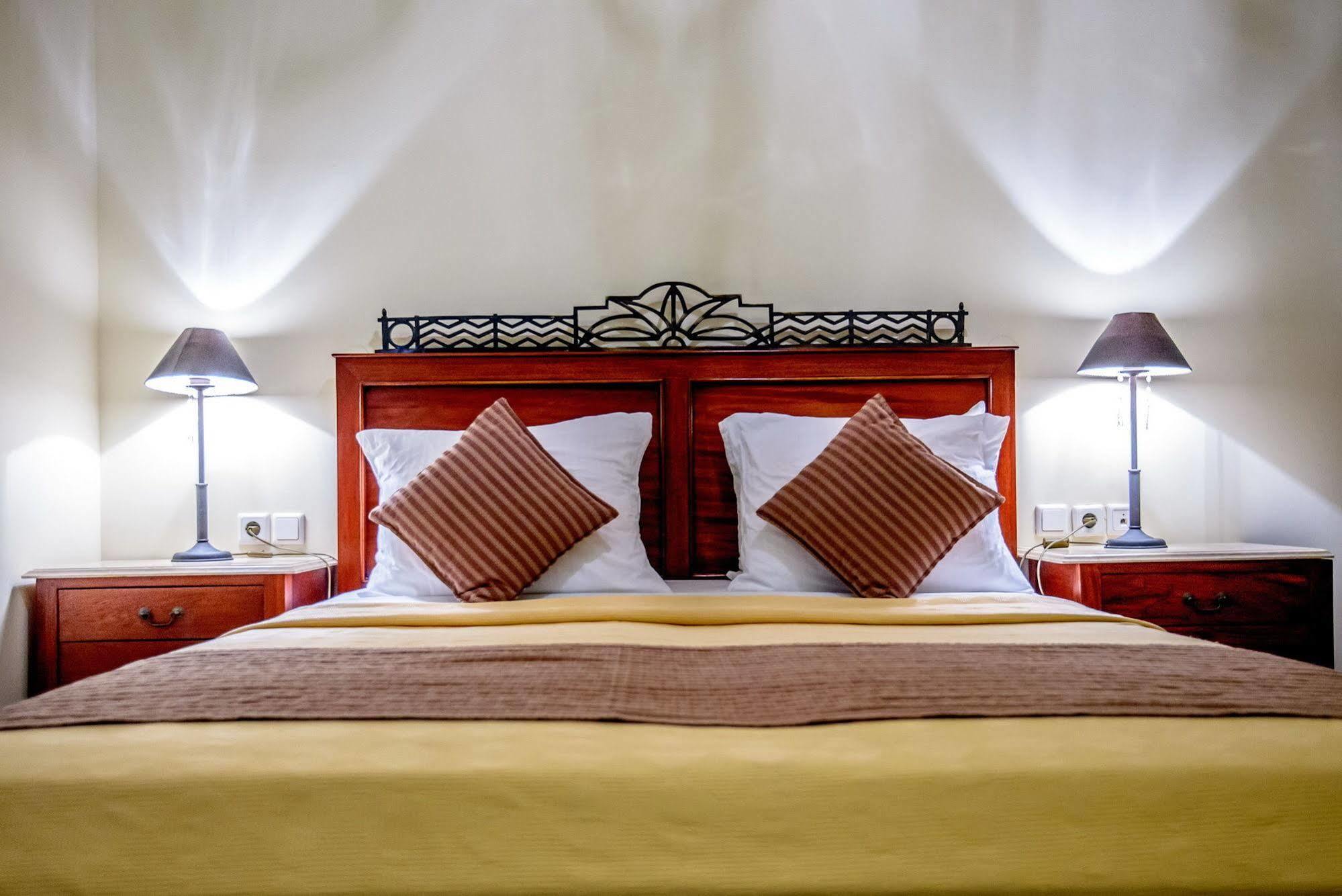Leo Hotel Réthymnon Extérieur photo